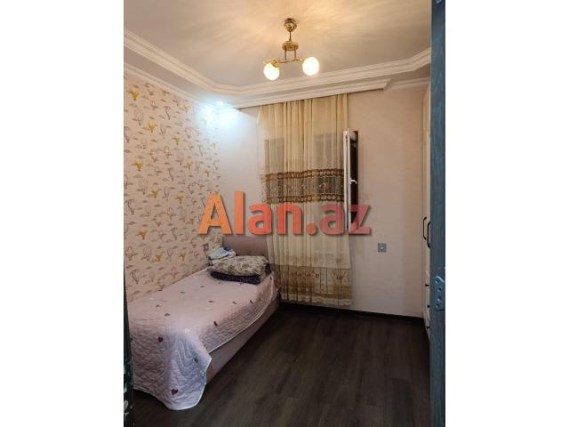Buzovnada həyət evi satılır