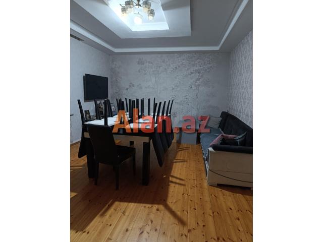 Buzovnada həyət evi satılır
