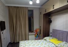 Buzovnada həyət evi satılır