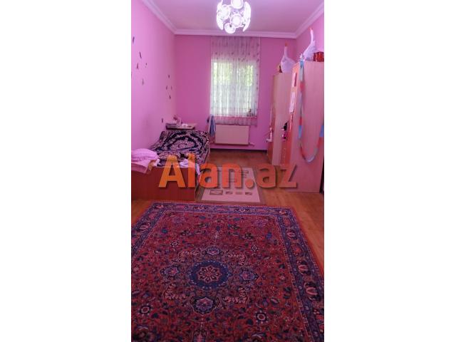 Həyət evi satılır