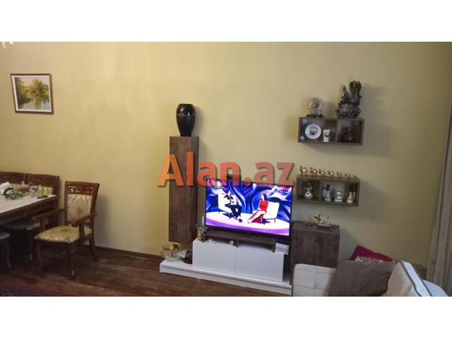 Həyət evi satılır