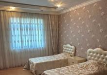 Buzovnada bağ evi satılır