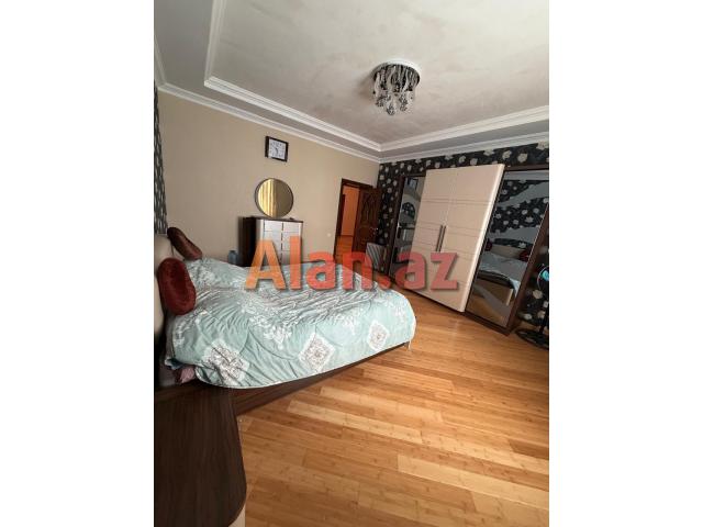 Buzovnada bağ evi satılır