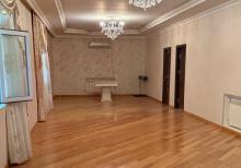 Buzovnada bağ evi satılır