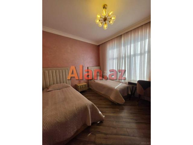 Buzovnada həyət evi satılır