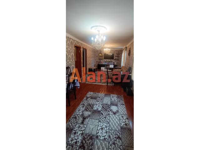 Sabunçu Qəsəbəsi 6 Otaqlı 200+ kv Həyət Evi