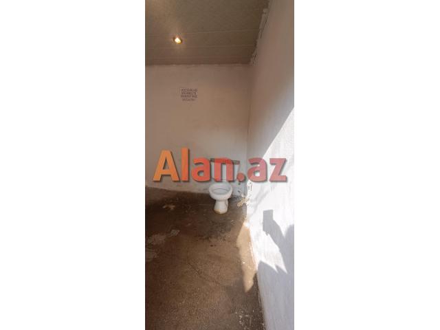 Sabunçu Qəsəbəsi 6 Otaqlı 200+ kv Həyət Evi