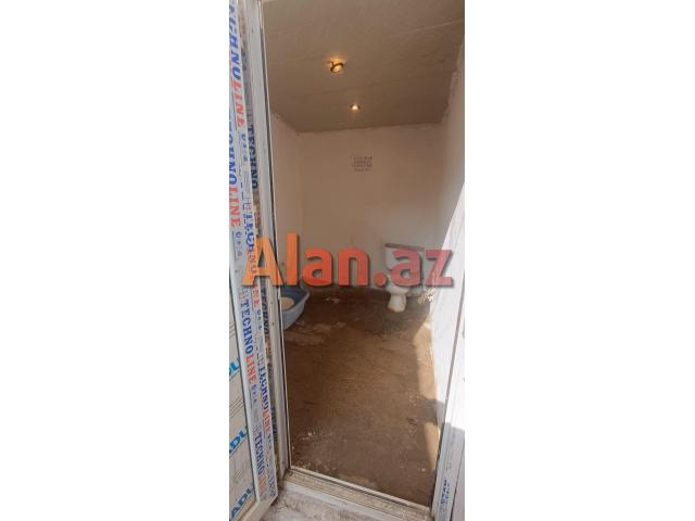Sabunçu Qəsəbəsi 6 Otaqlı 200+ kv Həyət Evi