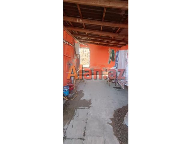 Sabunçu Qəsəbəsi 6 Otaqlı 200+ kv Həyət Evi