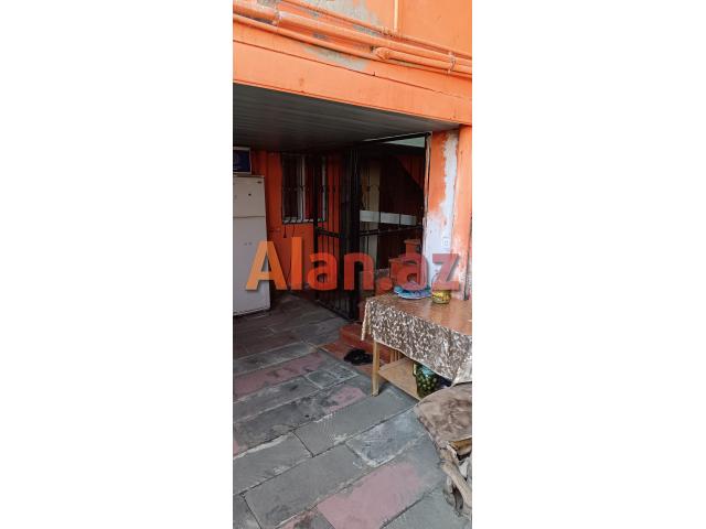 Sabunçu Qəsəbəsi 6 Otaqlı 200+ kv Həyət Evi