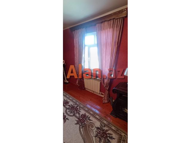 Sabunçu Qəsəbəsi 6 Otaqlı 200+ kv Həyət Evi