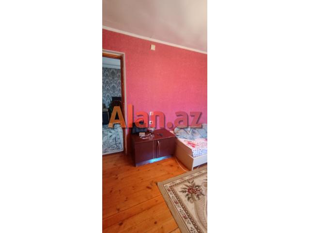 Sabunçu Qəsəbəsi 6 Otaqlı 200+ kv Həyət Evi