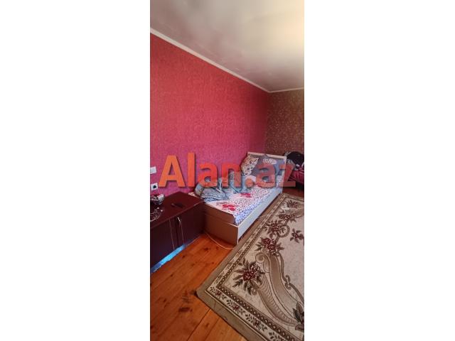 Sabunçu Qəsəbəsi 6 Otaqlı 200+ kv Həyət Evi
