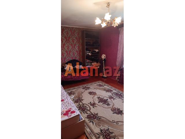 Sabunçu Qəsəbəsi 6 Otaqlı 200+ kv Həyət Evi