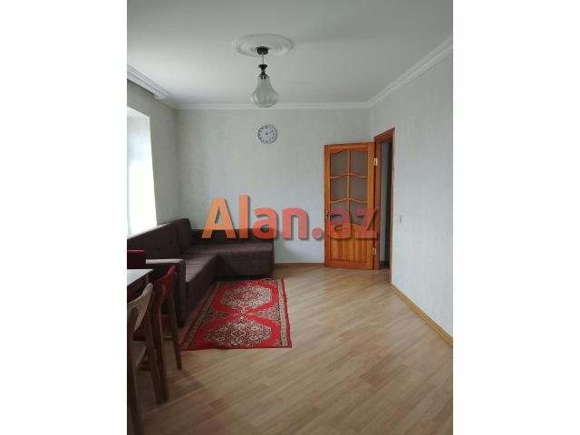 Yasamal Insaatçilara yaxin ev satilir