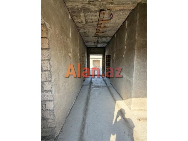 Mərdəkanda villa satılır