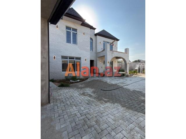 Mərdəkanda villa satılır