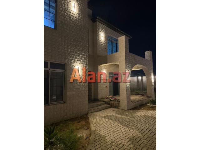 Mərdəkanda villa satılır