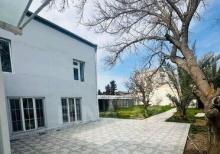 Şağanda həyət evi satılır