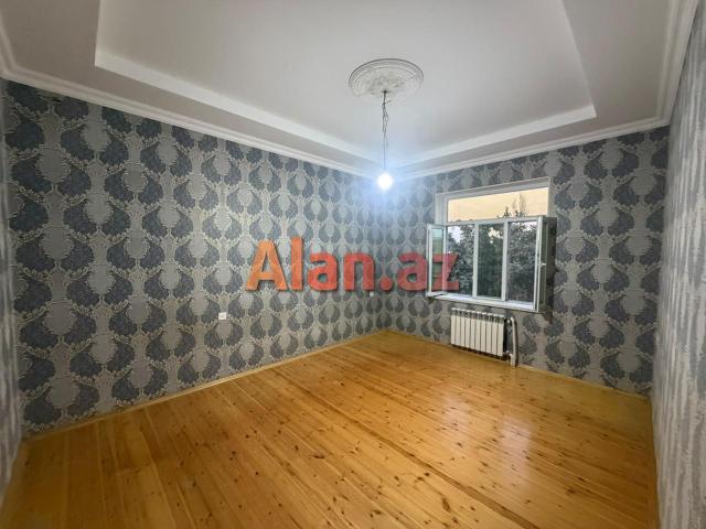 Şüvəlanda həyət evi satılır