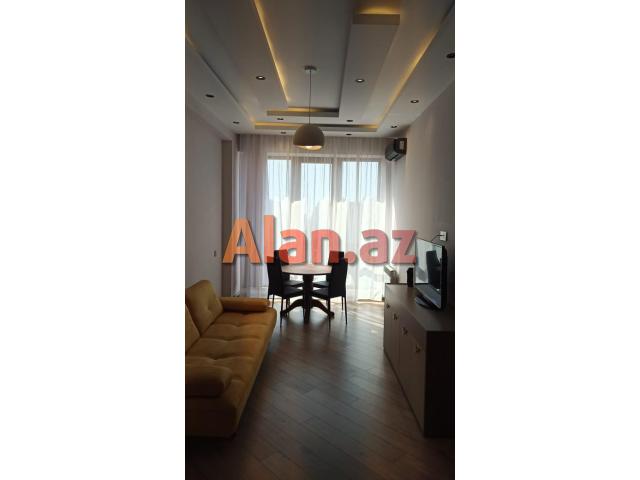 Baki Sağlimlıq mərkəzinin yanı