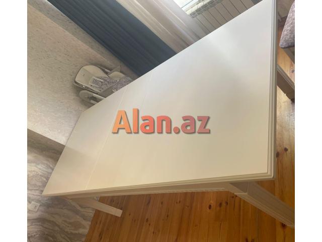 Acilan stol