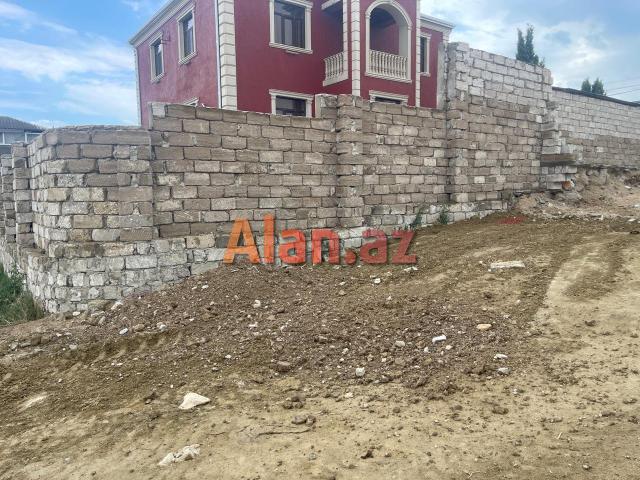 Mərdəkanda torpaq sahəsi satılır