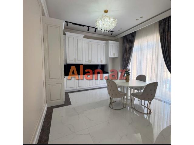Mərdəkanda villa satılır