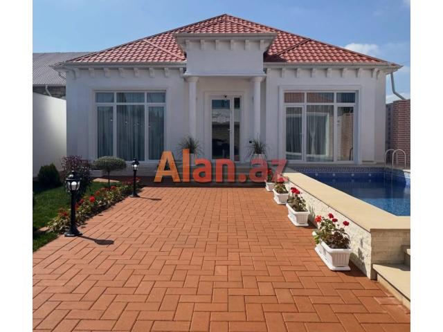 Mərdəkanda villa satılır