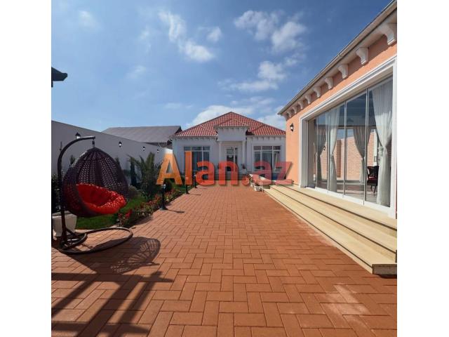 Mərdəkanda villa satılır