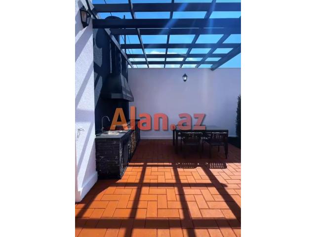 Mərdəkanda villa satılır