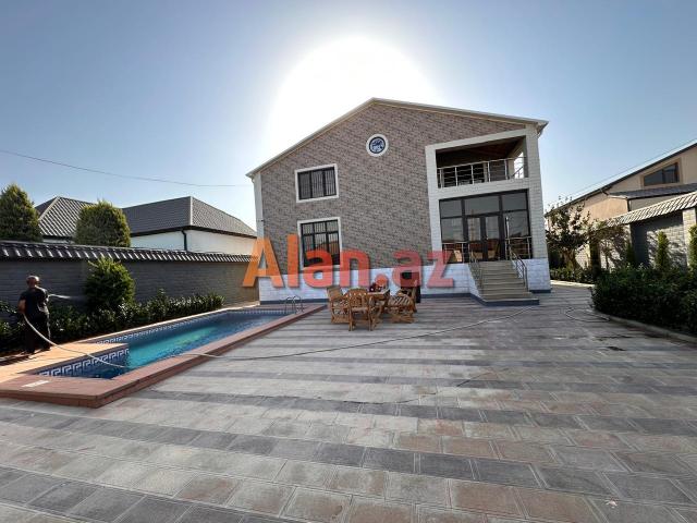 Şüvəlanda bağ evi satılır