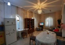 Buzovnada heyet evi satilir
