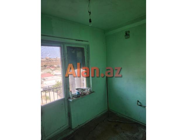 Qaraçuxurda Mənzil satlllr