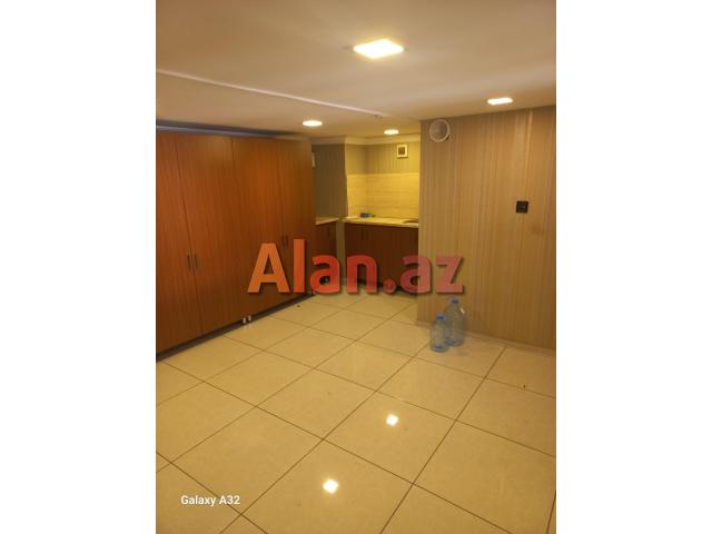 İcarə Obyekt - Yeni Günəşlidə 105 m²-lik obyekt.
