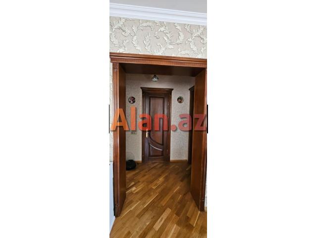 Buzovnada həyət evi satılır