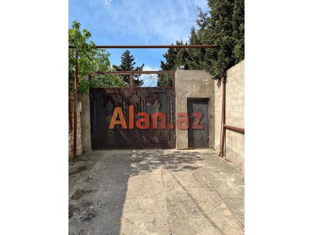 Buzovnada həyət evi satılır