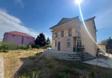 Buzovnada həyət evi satılır