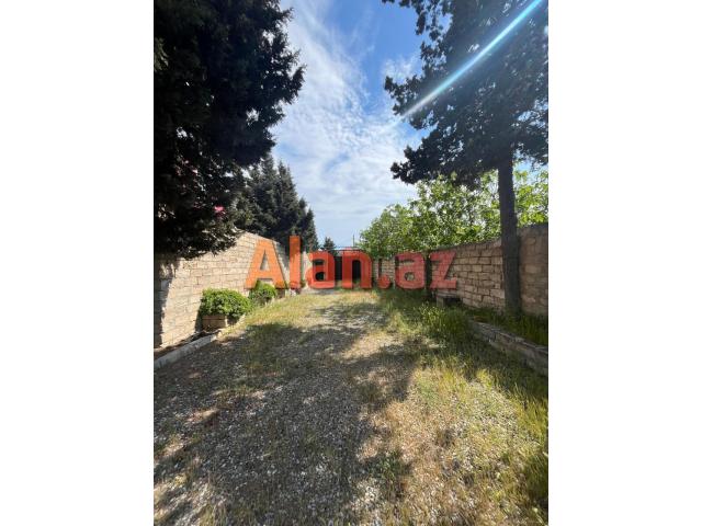 Buzovnada həyət evi satılır