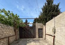Buzovnada həyət evi satılır
