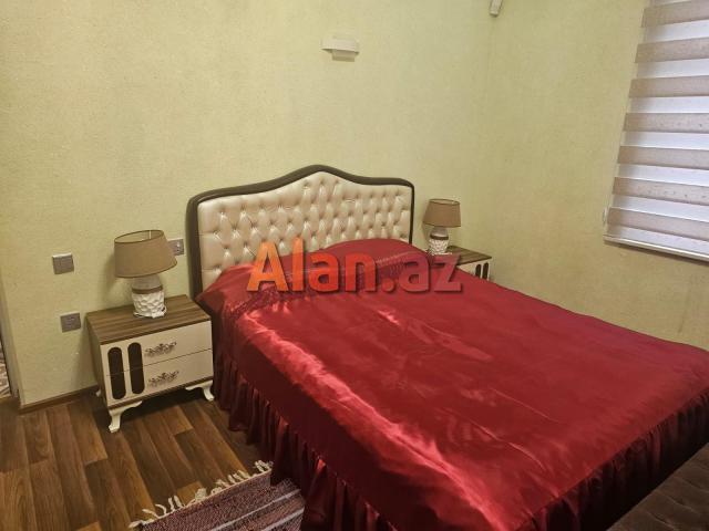 Buzovnada həyət evi satılır