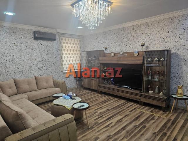 Buzovnada həyət evi satılır