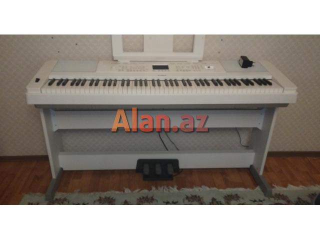 Yamaha piano dgx-660 piano satılır