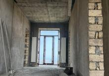 Fatmayi qesebesinde tecili 4 mertebeli Villa satilir