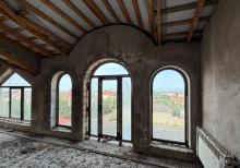 Fatmayi qesebesinde tecili 4 mertebeli Villa satilir
