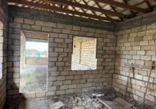 Fatmayi qesebesinde tecili 4 mertebeli Villa satilir