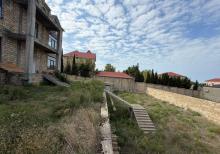 Fatmayi qesebesinde tecili 4 mertebeli Villa satilir