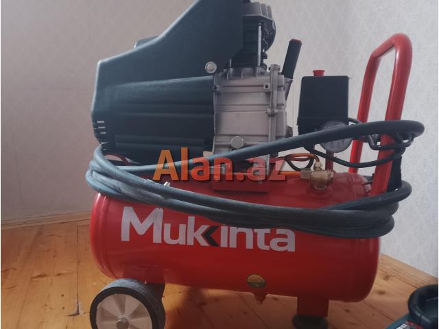 real alici vatsapla elaqe saxlaya biler 773553523