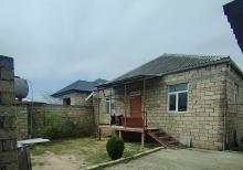 Buzovnada həyət evi satılır
