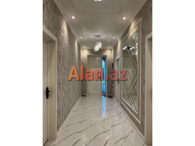 Buzovnada həyət evi satılır